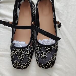 Elegant Black Floral Women's Shoes
